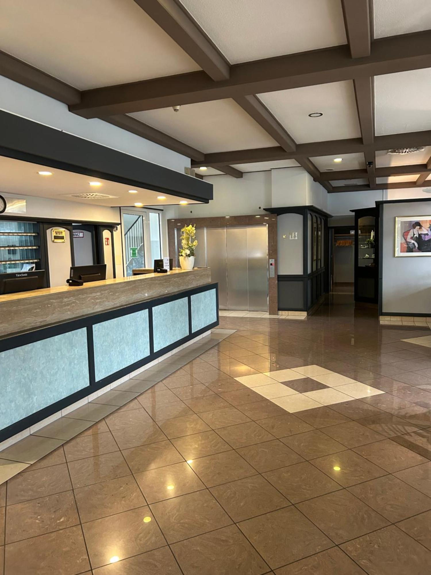 Concorde Hotel Зіген Екстер'єр фото